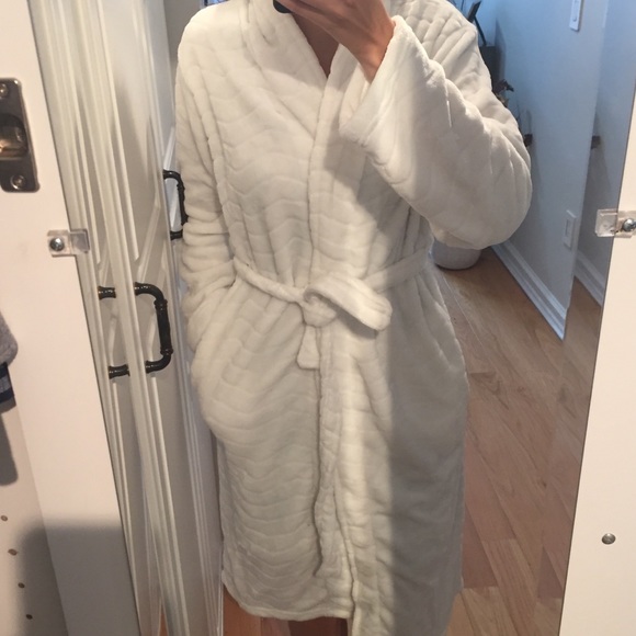 Other - White Bathrobe // Never Worn!